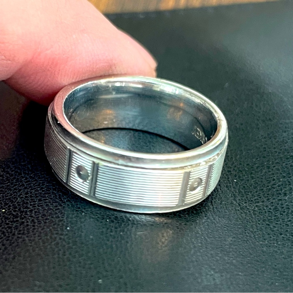 Spinner ring